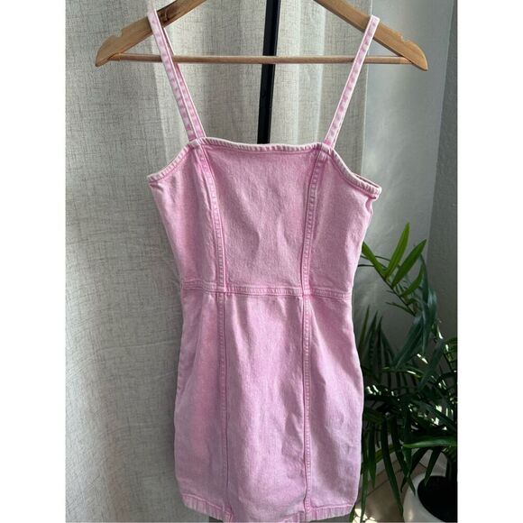H&M Divided Baby Pink Acid Wash Denim Barbiecore Mini Dress XXS - Picture 1 of 6